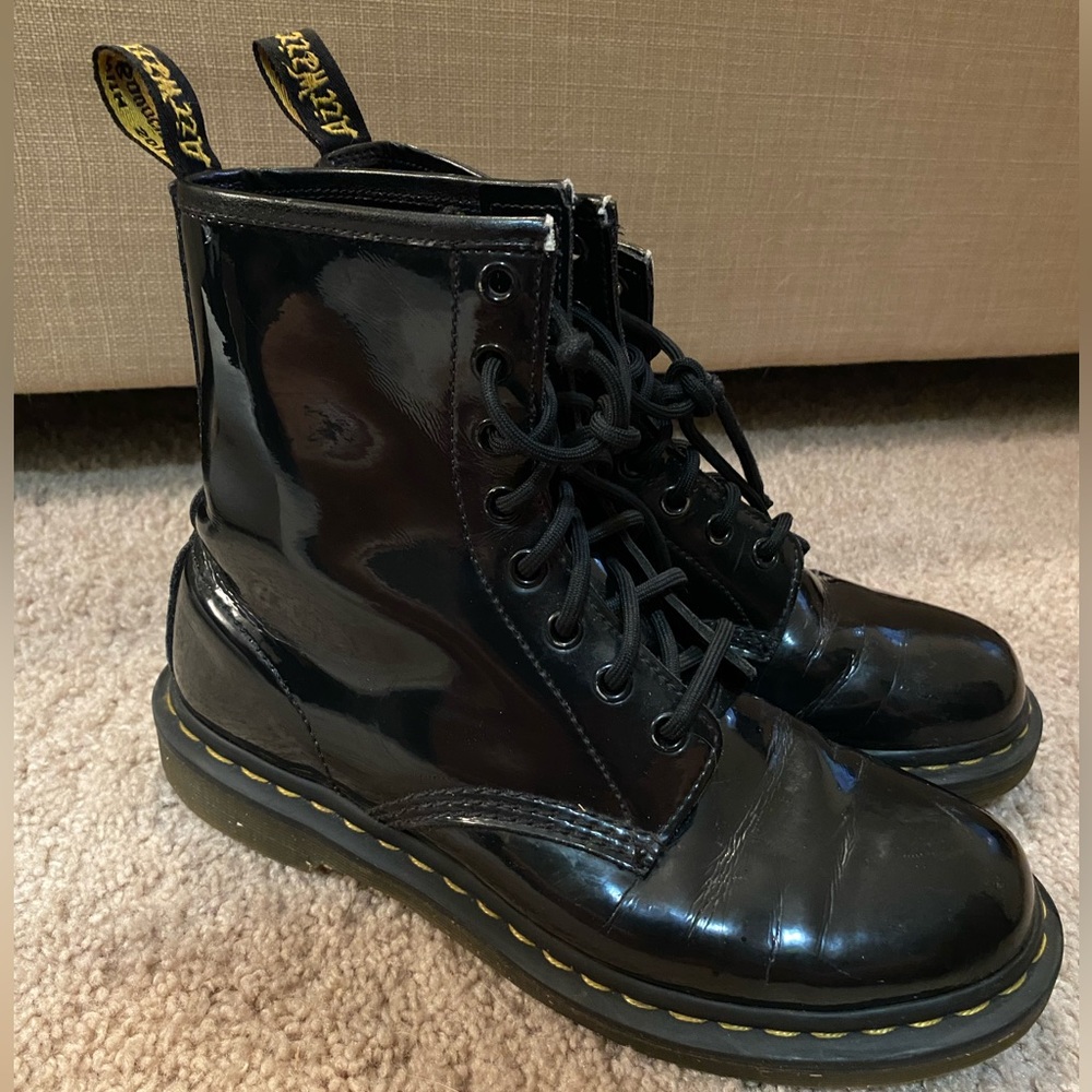 Dr. Martens 1460 8-eye Womens patent leather boots size 8